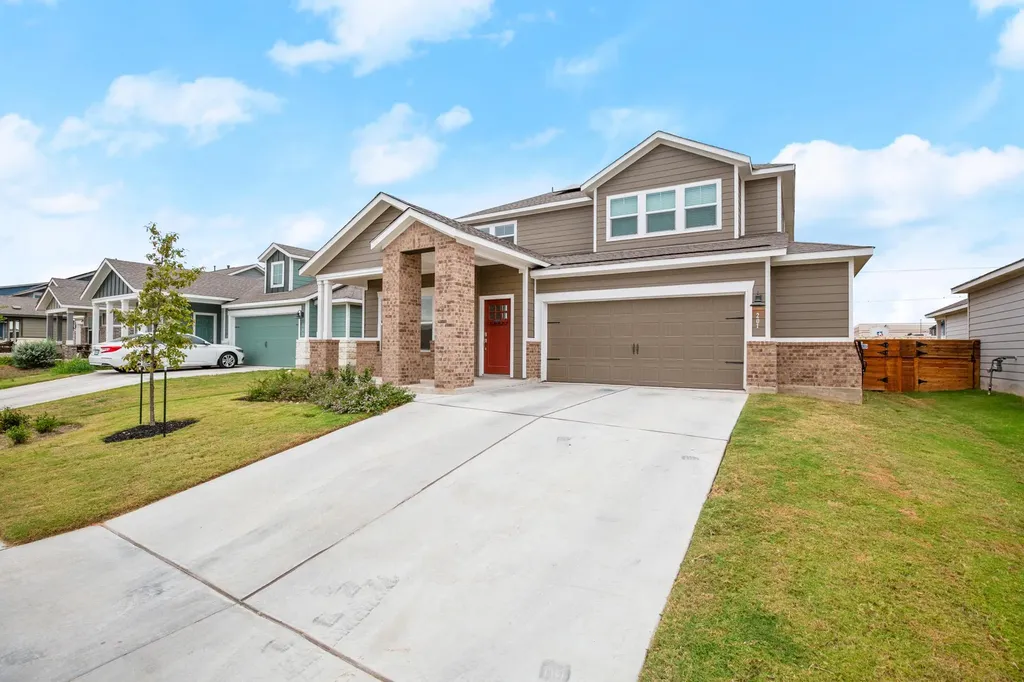 201 Mendoza Kyle TX 78640