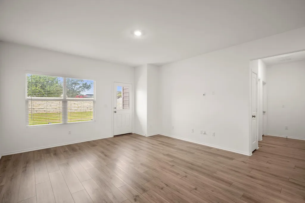 201 Mendoza Kyle TX 78640