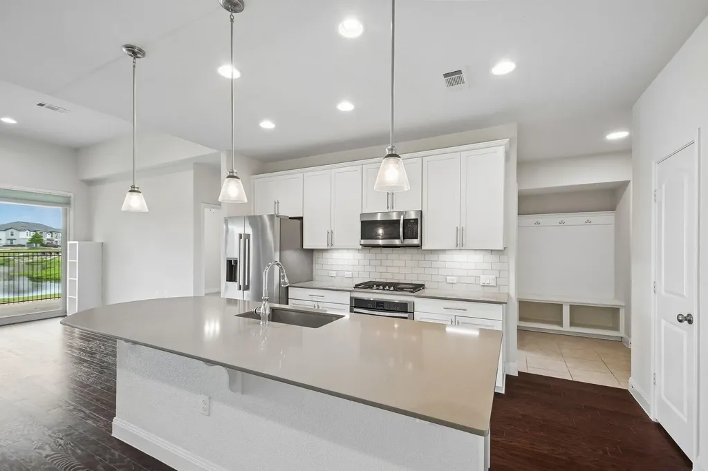 10411 Turnbull Loop Austin TX 78717
