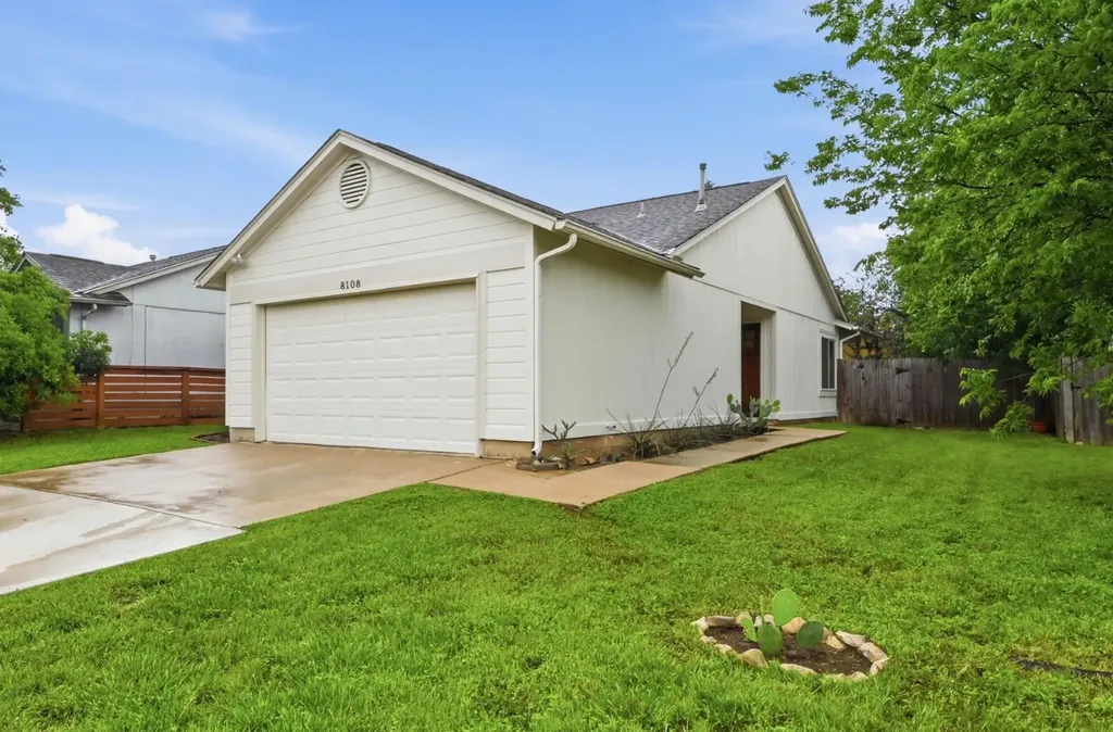 8108 Treehouse Lane Austin TX 78749