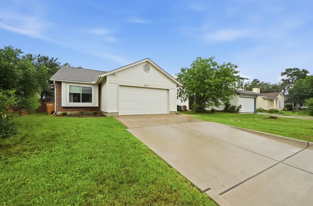 8108 Treehouse Lane Austin TX 78749