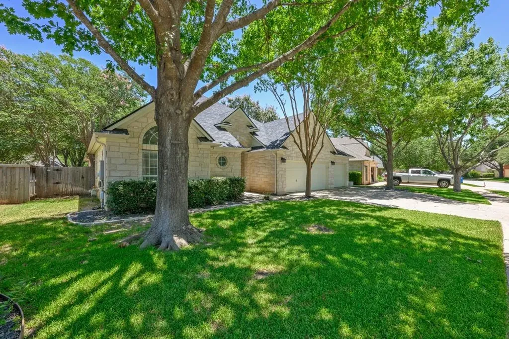 2602 Henley Drive Round Rock TX 78681
