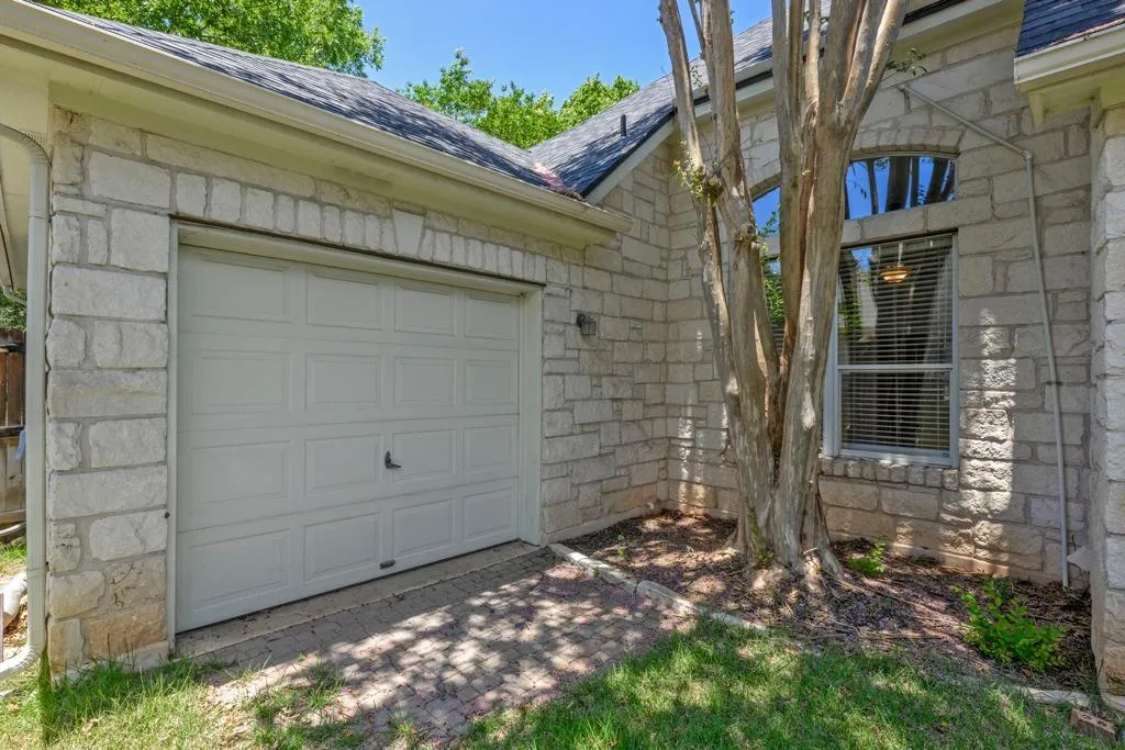 2602 Henley Drive Round Rock TX 78681