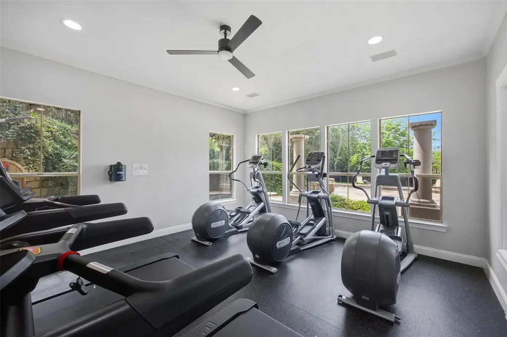 6000 Shepherd Mountain Cove Austin TX 78730