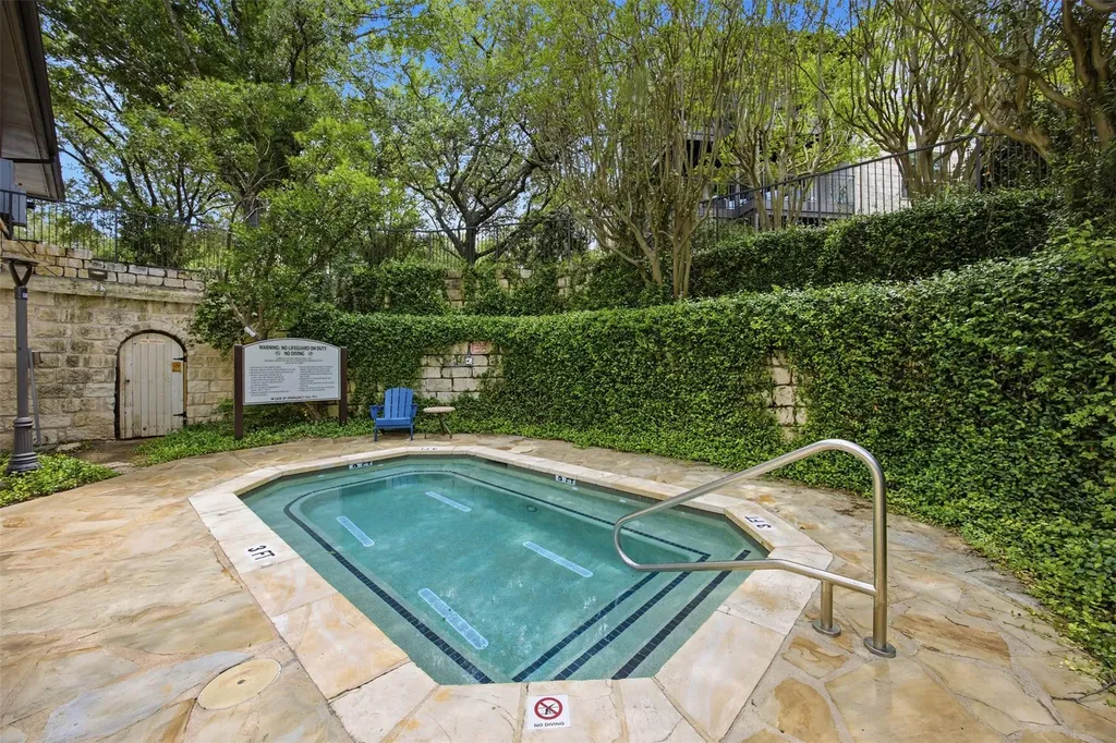 6000 Shepherd Mountain Cove Austin TX 78730