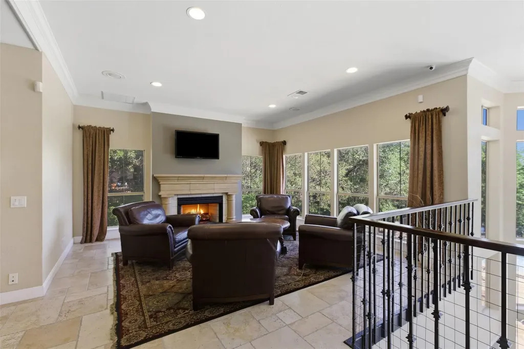 6000 Shepherd Mountain Cove Austin TX 78730