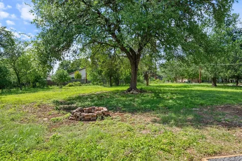 1500 Clyde Street San Marcos TX 78666