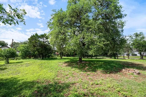 1500 Clyde Street San Marcos TX 78666
