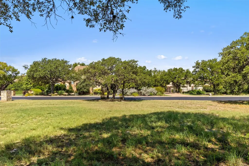 26309 Countryside Drive Spicewood TX 78669