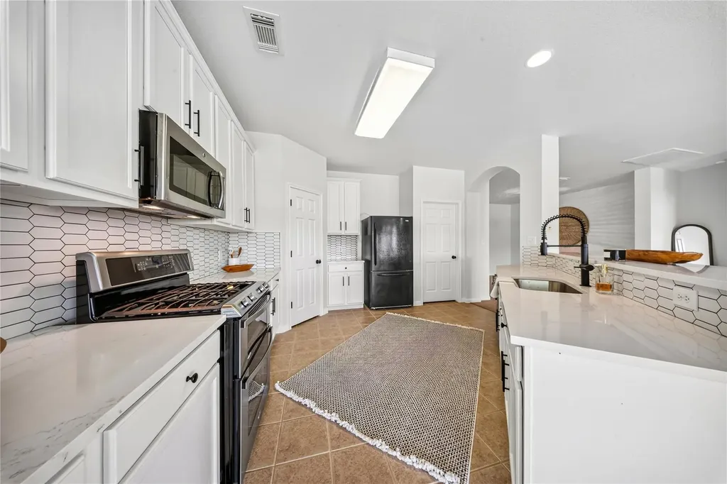 738 Bent Wood Place Round Rock TX 78665