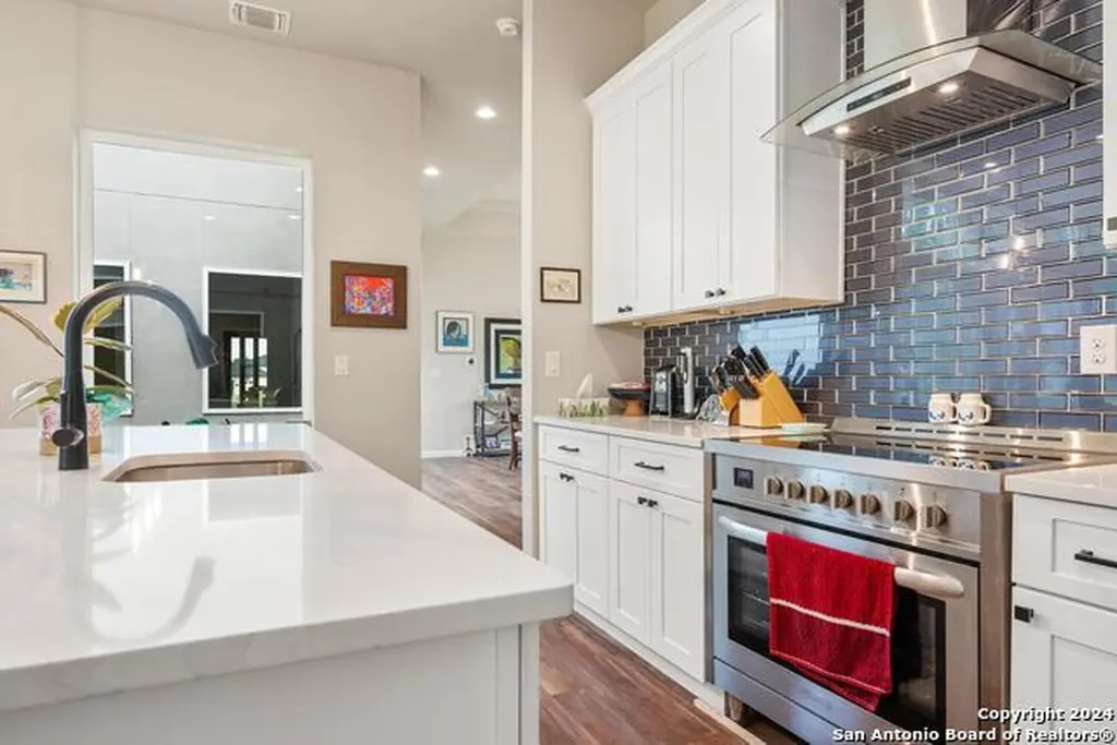 103 Hans Bell Blanco TX 78606
