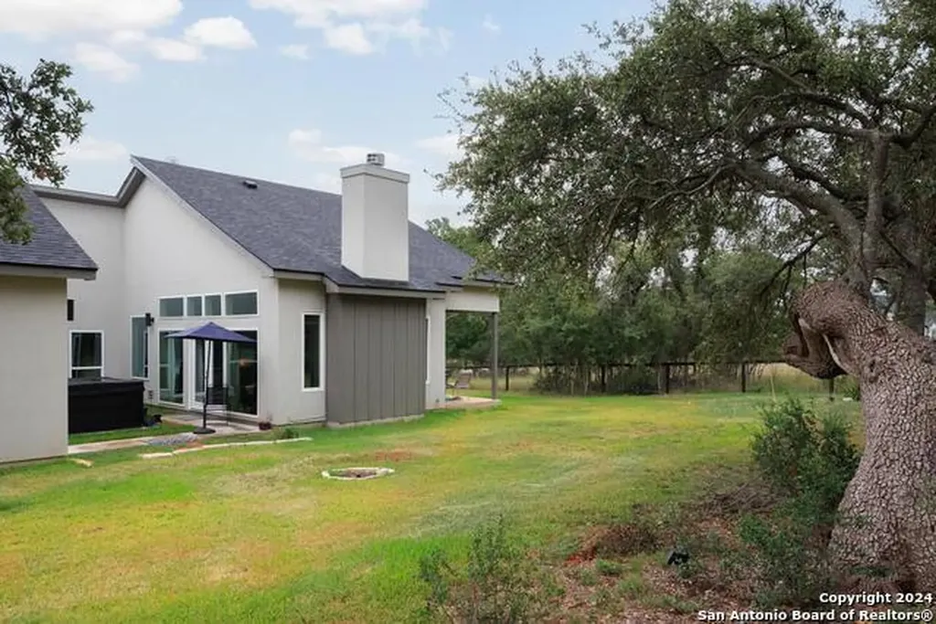 103 Hans Bell Blanco TX 78606