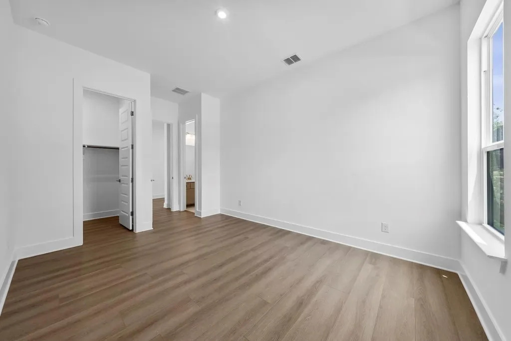 5005 Colombo View Leander TX 78641