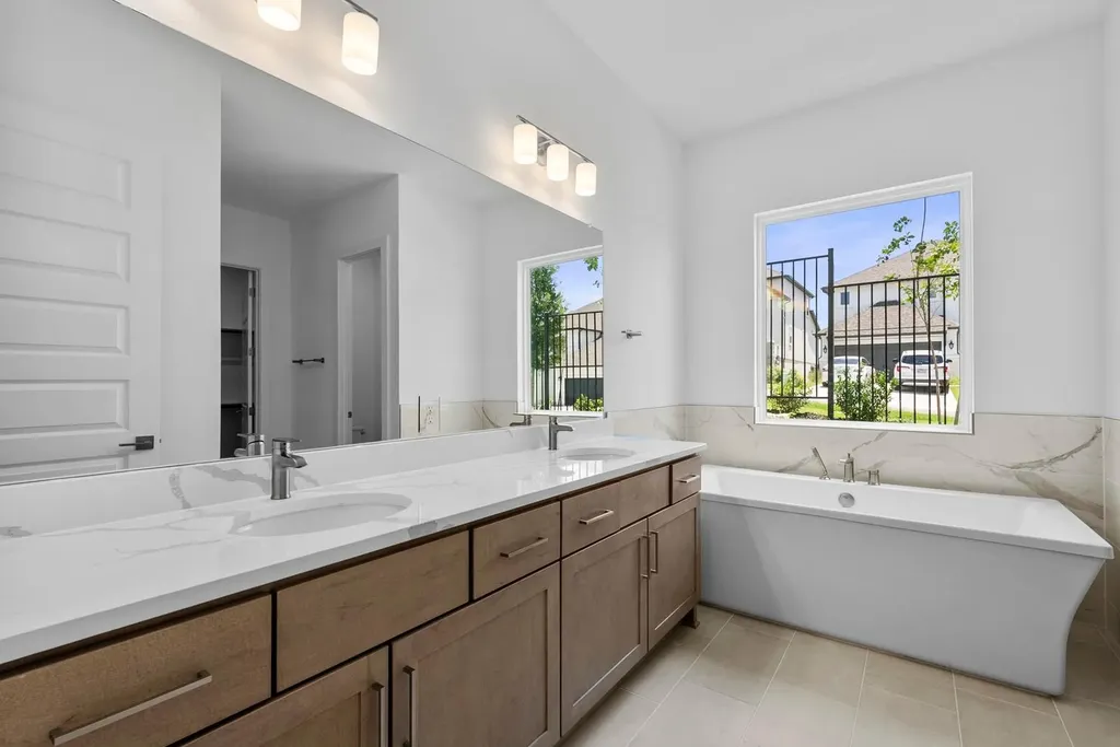 5005 Colombo View Leander TX 78641