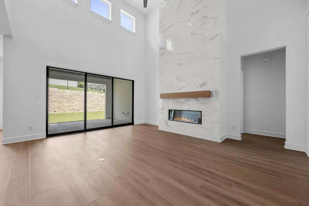 5005 Colombo View Leander TX 78641