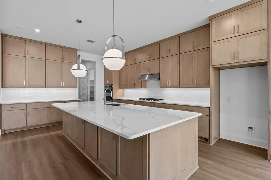 5005 Colombo View Leander TX 78641