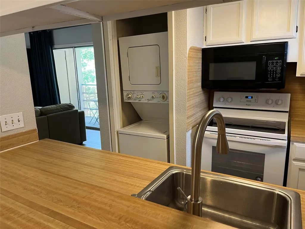 2311 W Nueces Street Austin TX 78705