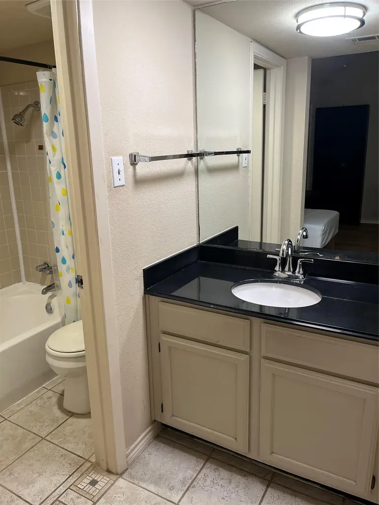 2311 W Nueces Street Austin TX 78705