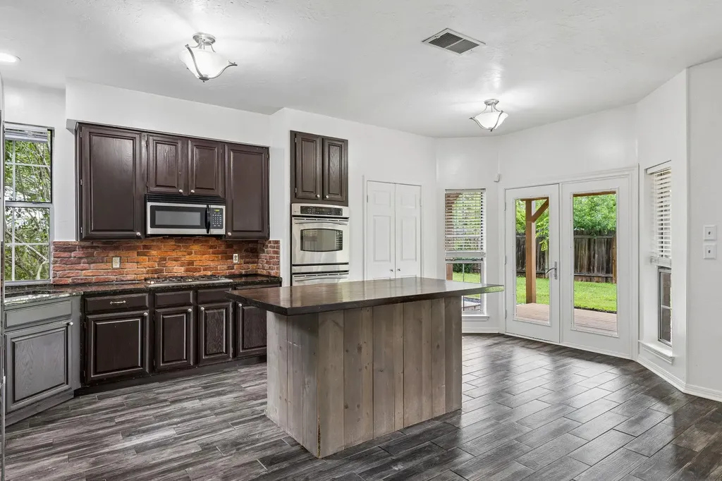 10400 Orourk Lane Austin TX 78739