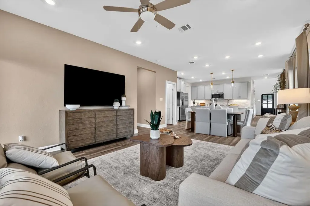 110 Olympia Bend Dripping Springs TX 78620