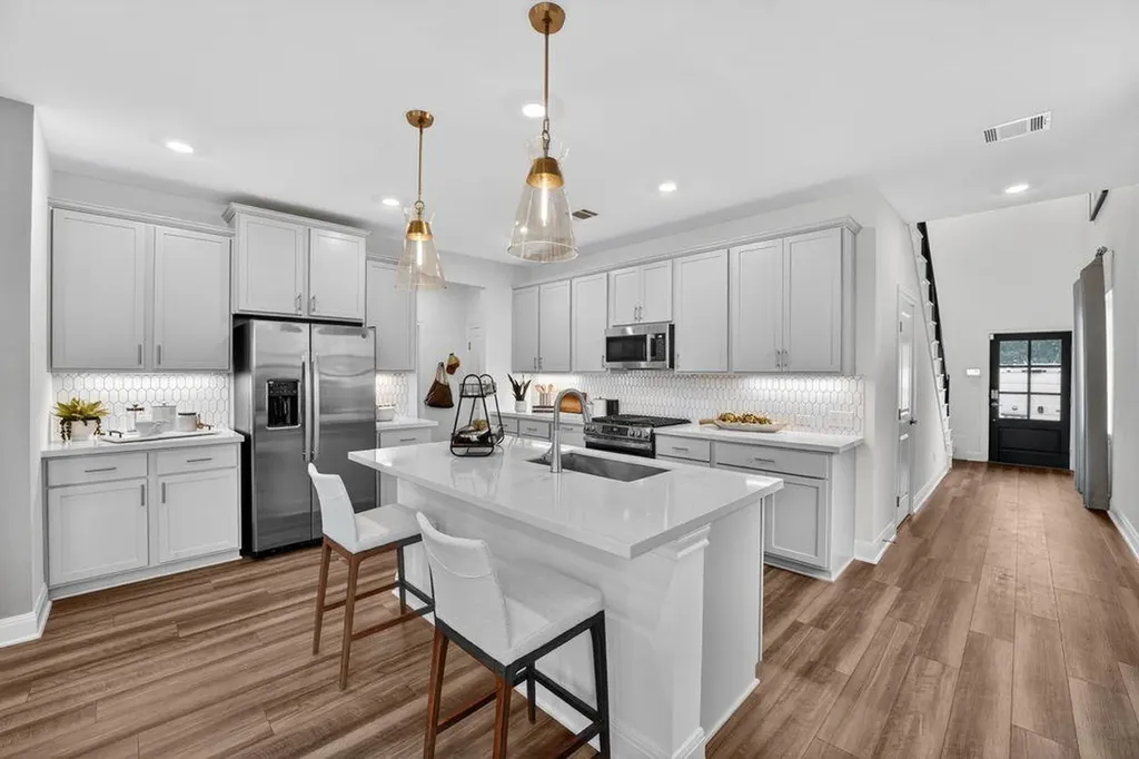 110 Olympia Bend Dripping Springs TX 78620