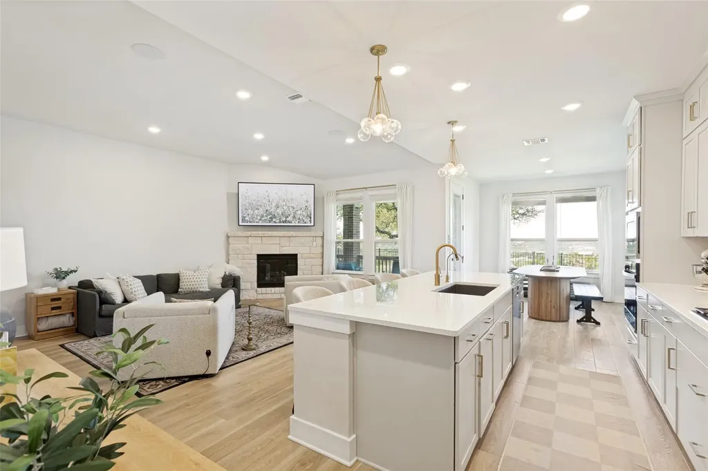17229 Rossignol Cove Austin TX 78738