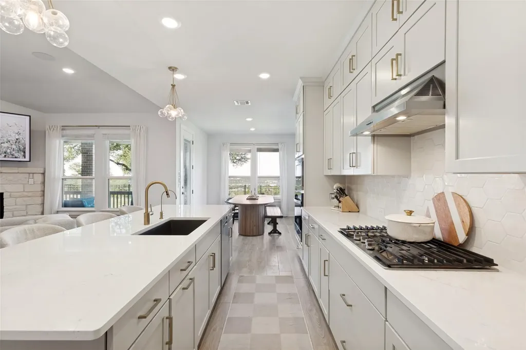 17229 Rossignol Cove Austin TX 78738