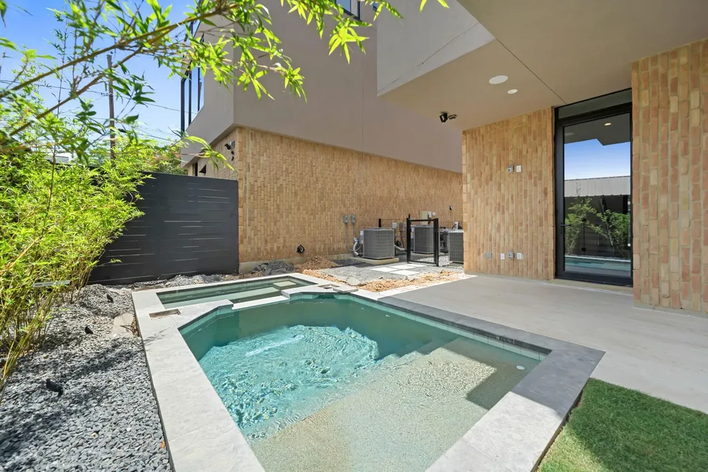 1403 Barton Hills Drive Austin TX 78704