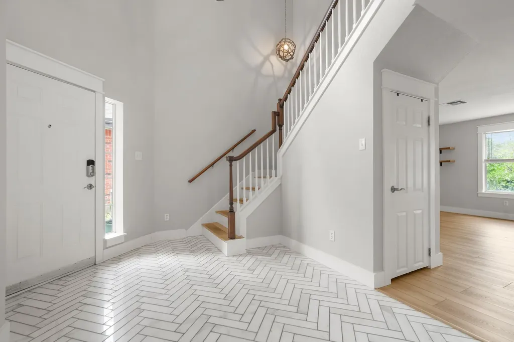 1132 Brecon Lane Austin TX 78748