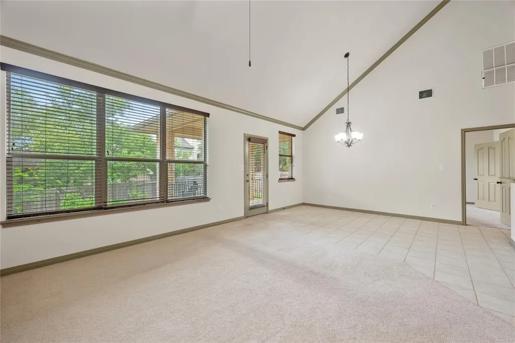 8608 Alophia Drive Austin TX 78739