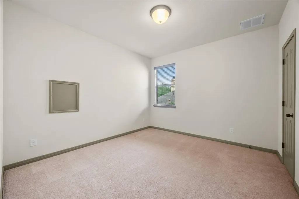 8608 Alophia Drive Austin TX 78739