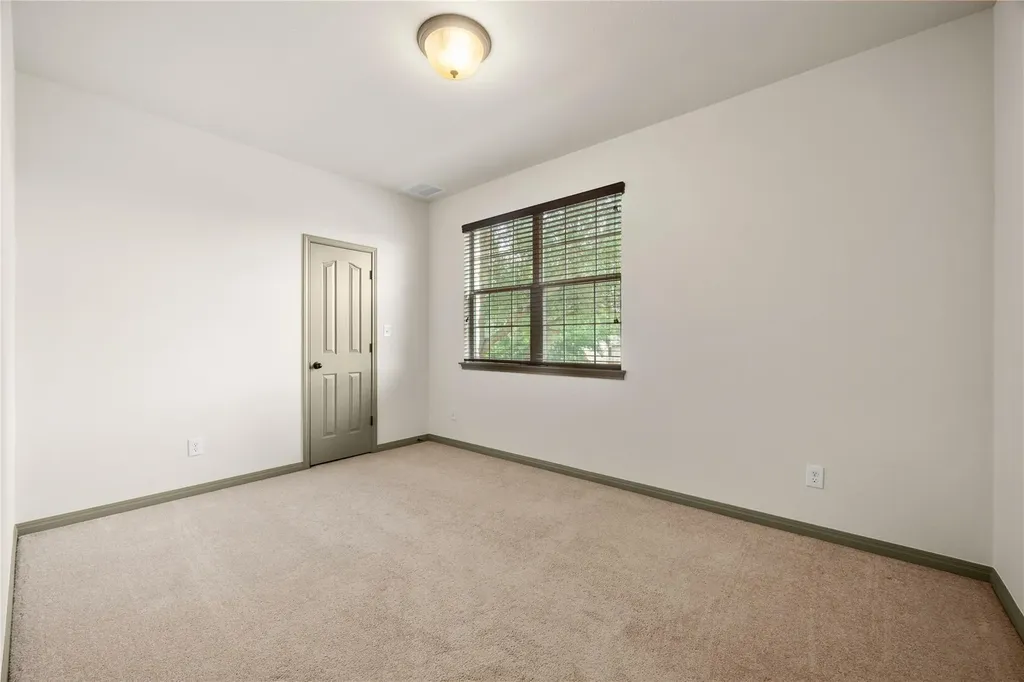 8608 Alophia Drive Austin TX 78739