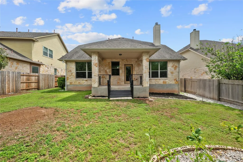8608 Alophia Drive Austin TX 78739