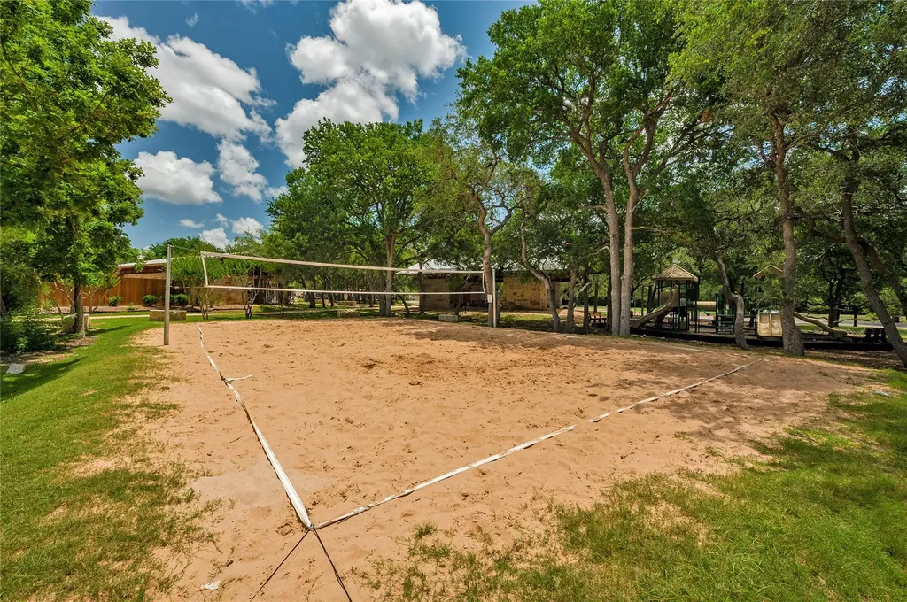 8608 Alophia Drive Austin TX 78739