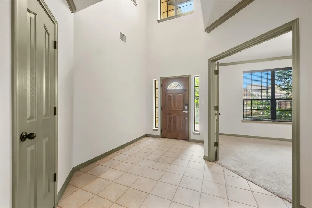 8608 Alophia Drive Austin TX 78739