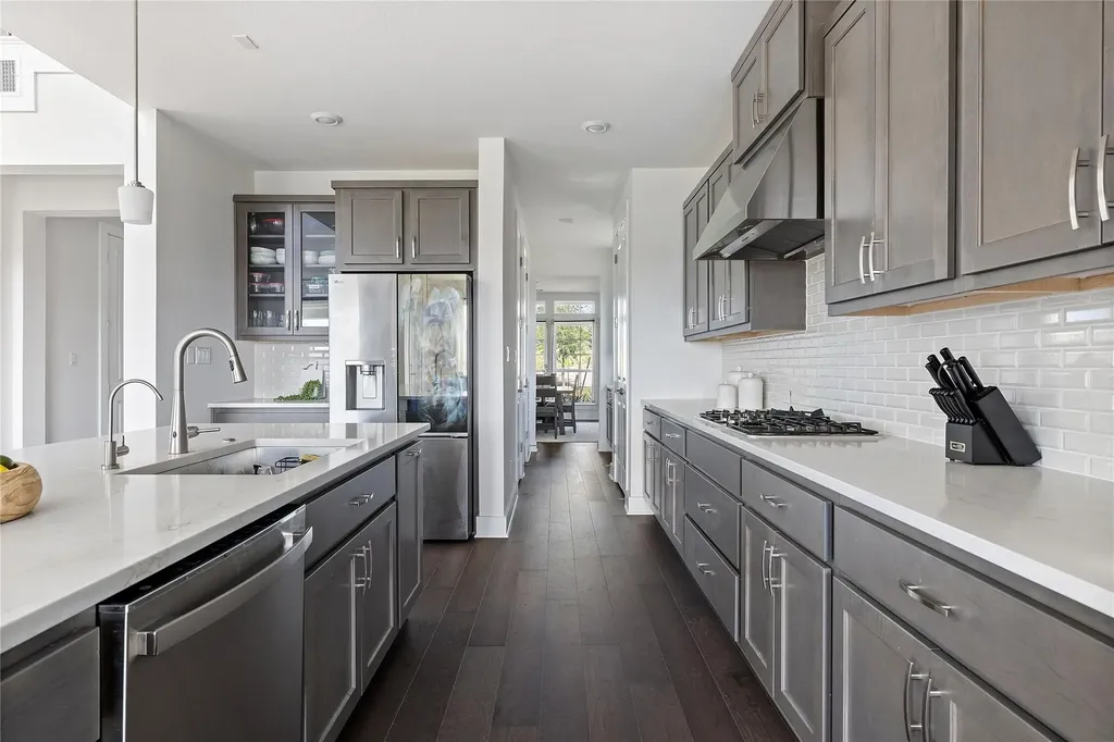 1045 Siena Sunset Leander TX 78641