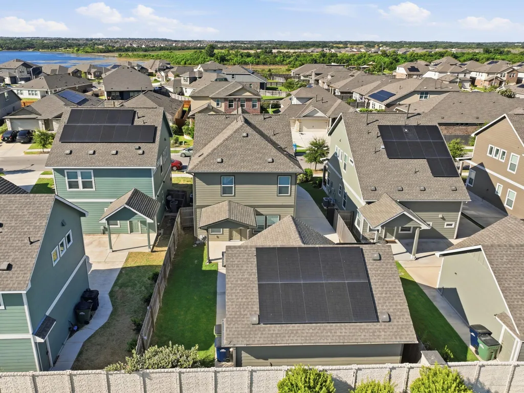 1613 Cobblecrest Lane Leander TX 78641