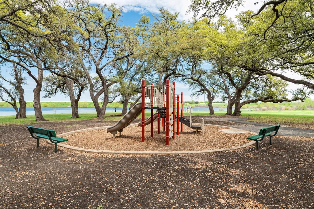 1613 Cobblecrest Lane Leander TX 78641