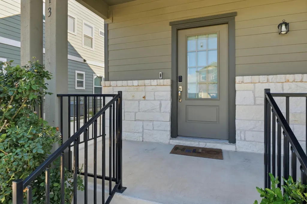 1613 Cobblecrest Lane Leander TX 78641