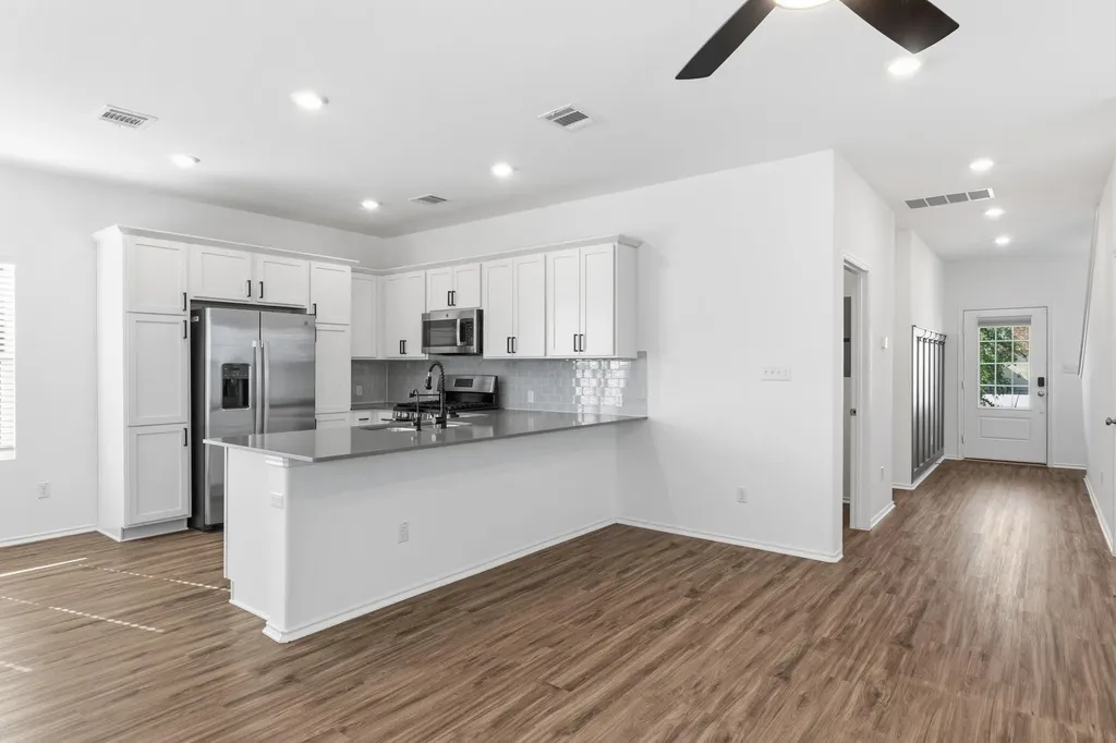 1613 Cobblecrest Lane Leander TX 78641