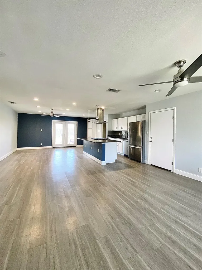 8602 Colonial Drive Austin TX 78758