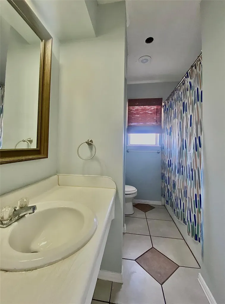 8602 Colonial Drive Austin TX 78758