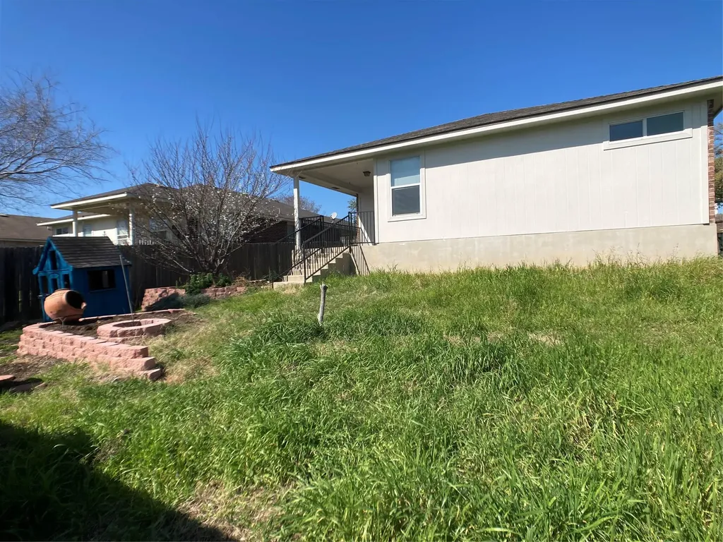 1009 Grey Castle Drive Pflugerville TX 78660