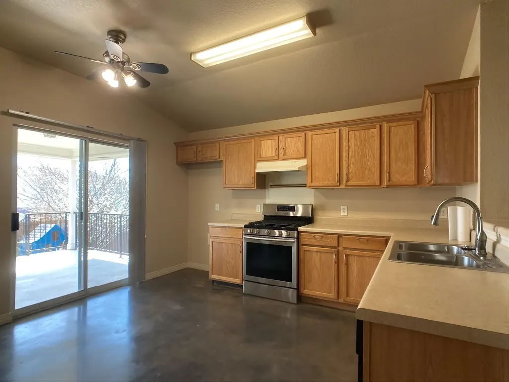 1009 Grey Castle Drive Pflugerville TX 78660