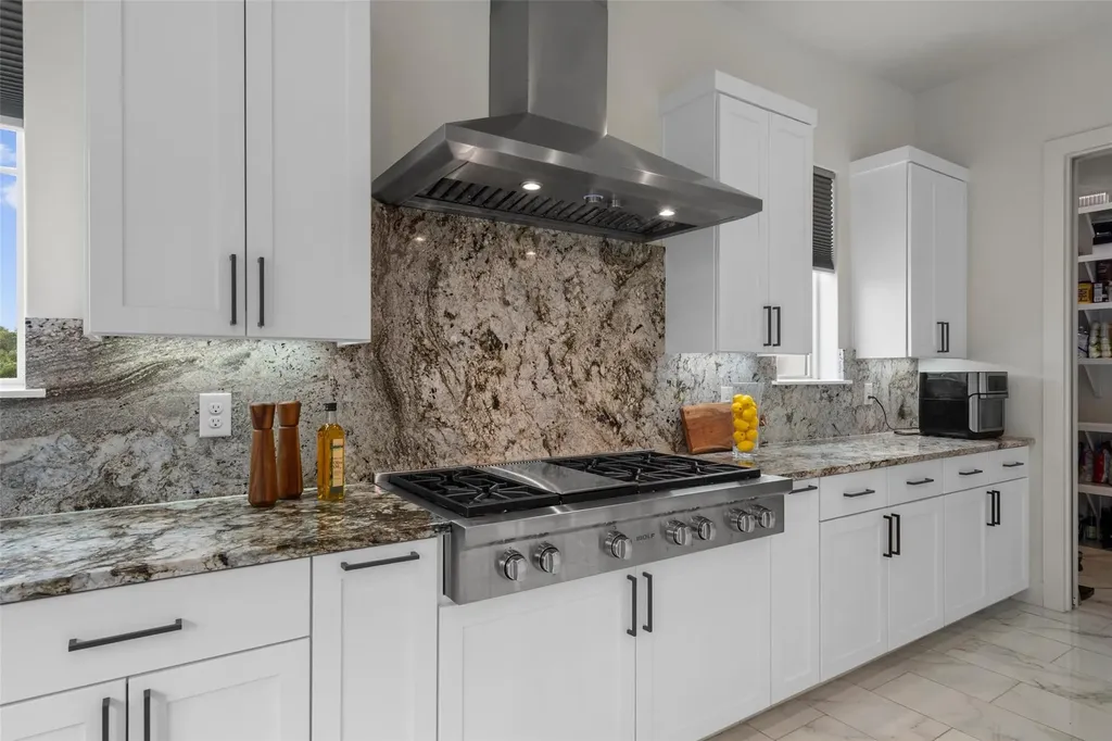 1805 Performer Road Spicewood TX 78669