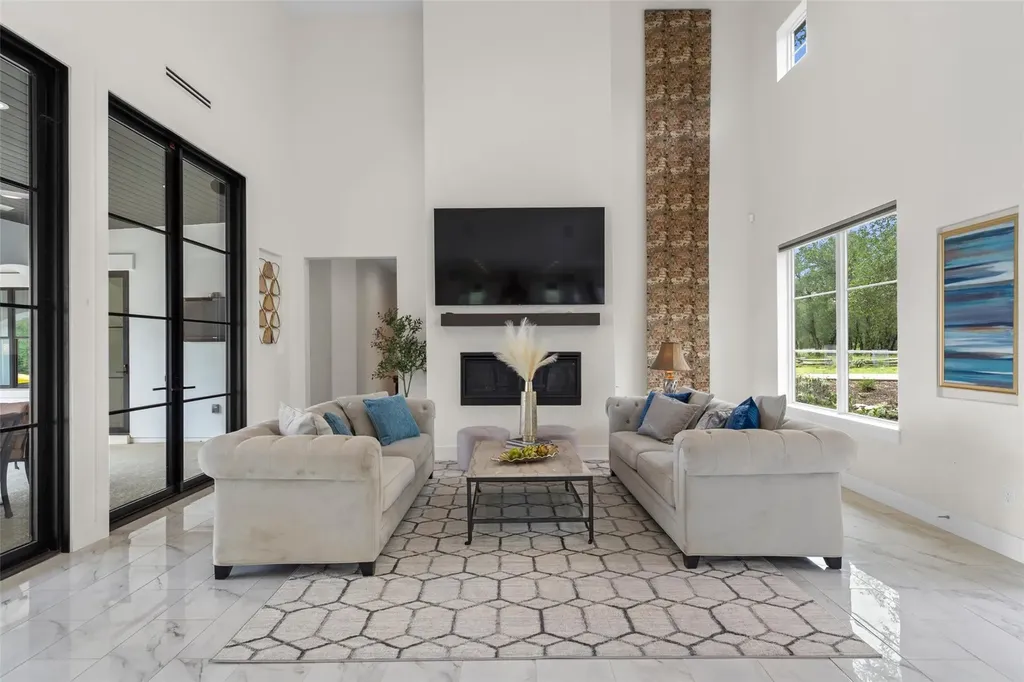 1805 Performer Road Spicewood TX 78669