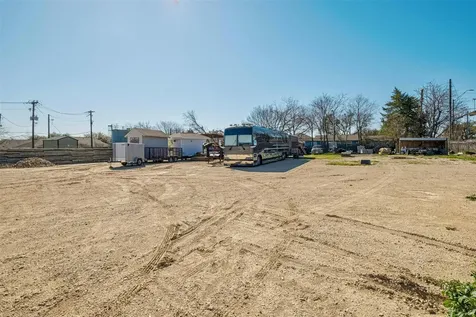 1401 Mooreland Drive Austin TX 78748