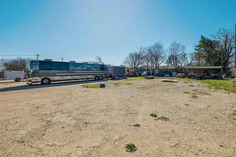1401 Mooreland Drive Austin TX 78748