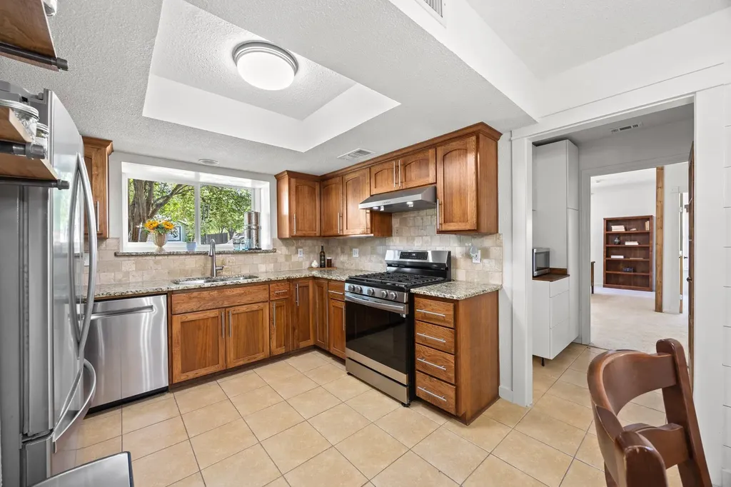 1910 Mirabeau Street Austin TX 78727