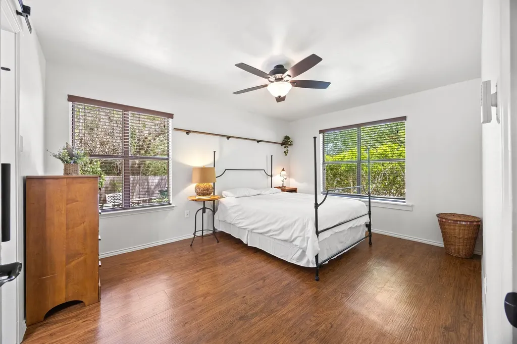 1910 Mirabeau Street Austin TX 78727